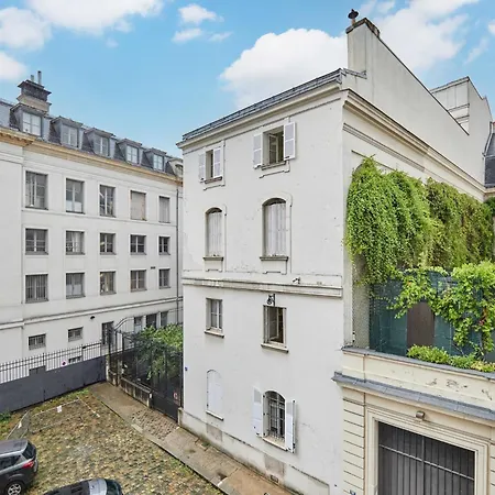 Apartment Superb Flat Heart 8th District Matignon St Honore Paris